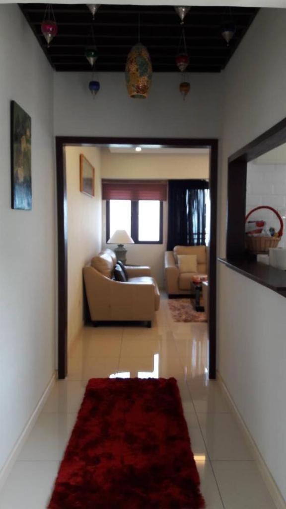 Susie'S Resort Seaview Suites At Sri Sayang Бату-Ферринги Экстерьер фото