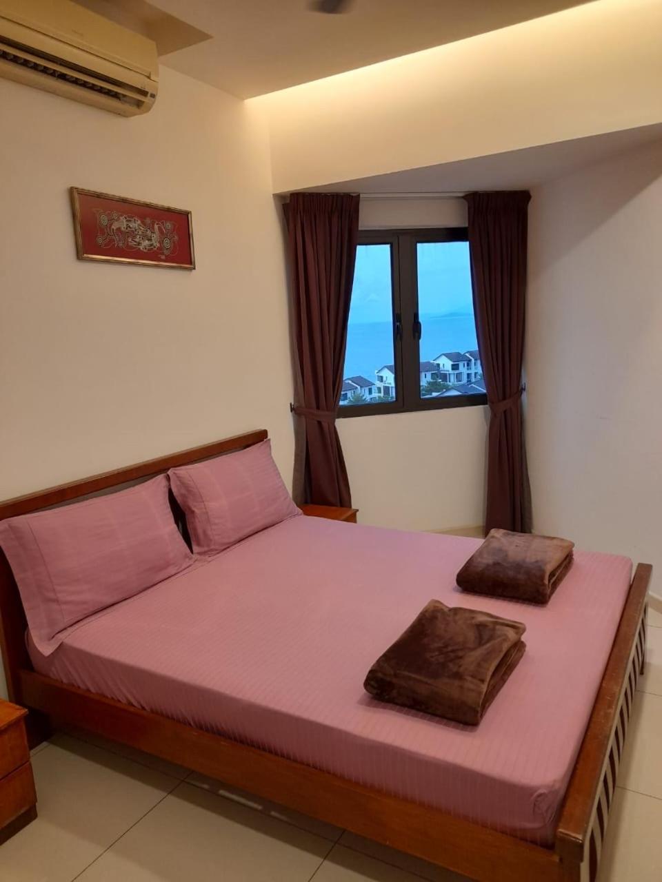 Susie'S Resort Seaview Suites At Sri Sayang Бату-Ферринги Экстерьер фото